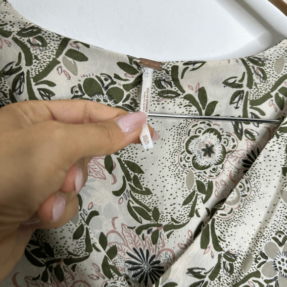 Free People Stealing Fire Mini Dress Ivory Combo floral long sleeve boho XS - Picture 4 of 6